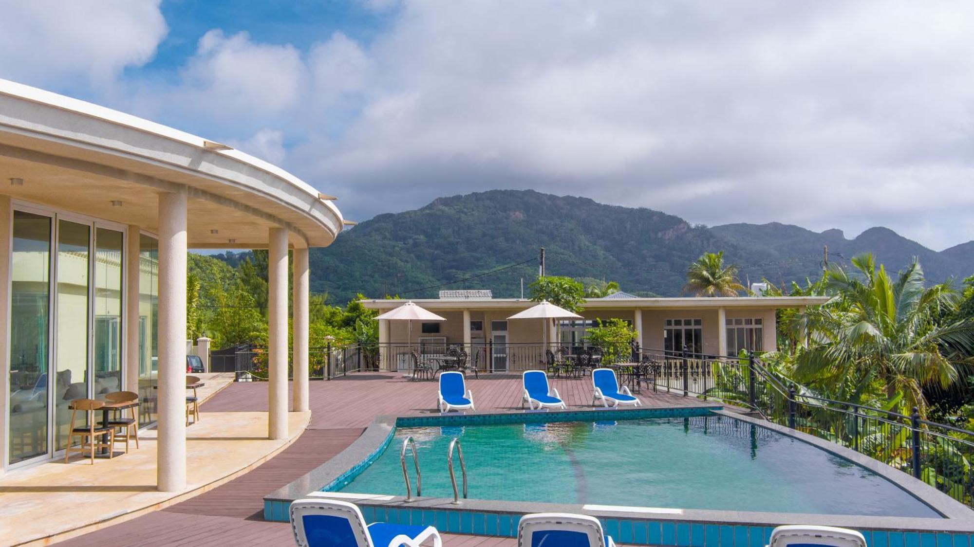 Amanda Villa - Best Value Mountain Top Inn Au Cap ภายนอก รูปภาพ