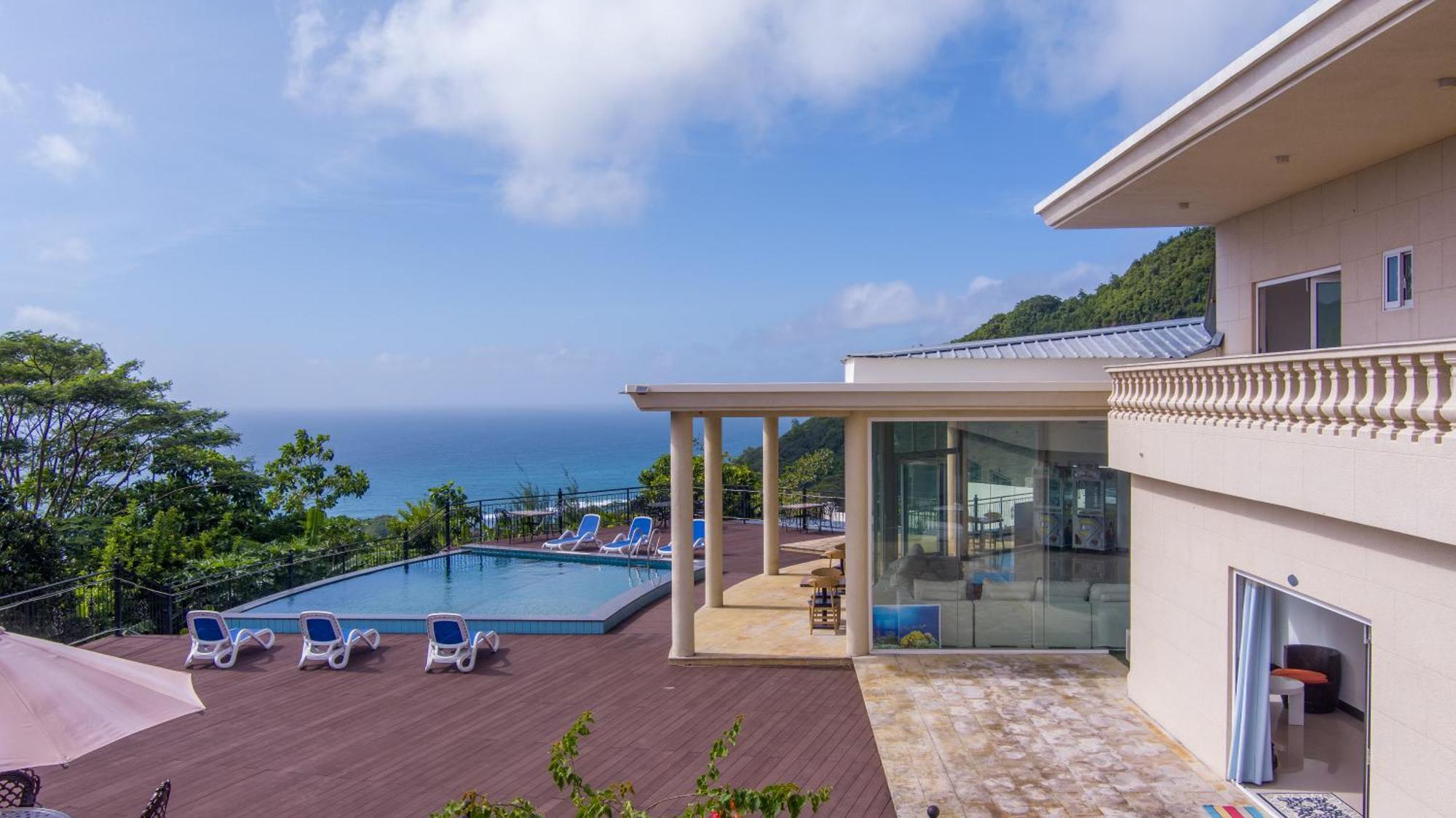 Amanda Villa - Best Value Mountain Top Inn Au Cap ภายนอก รูปภาพ